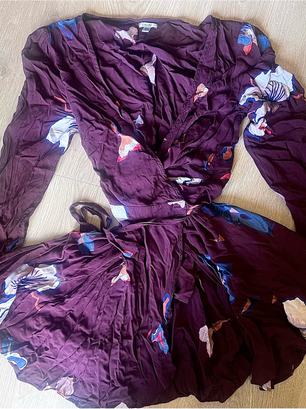 Women’s ecote wrap dress